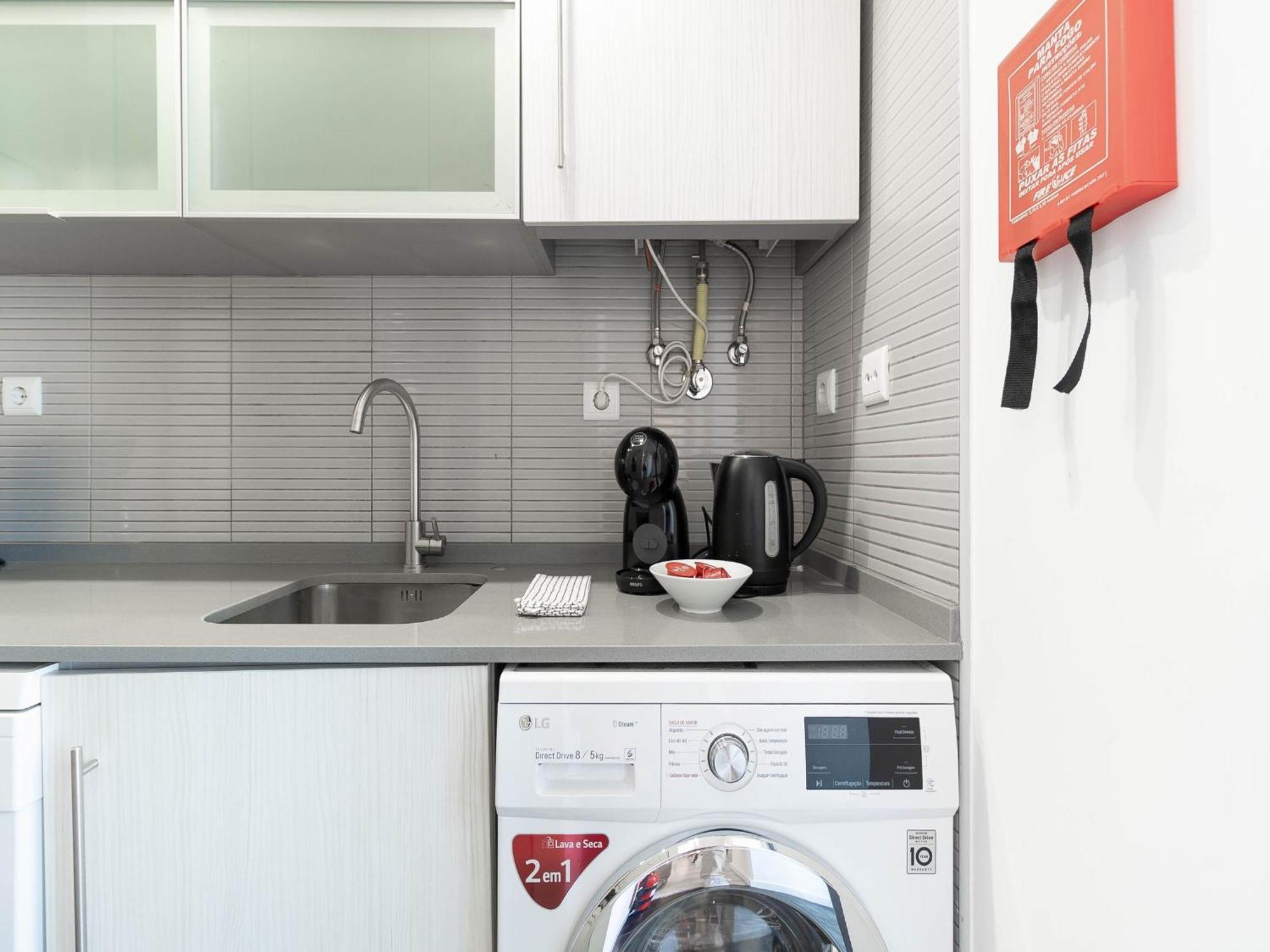 Akicity Alameda Rust Lisboa Ngoại thất bức ảnh