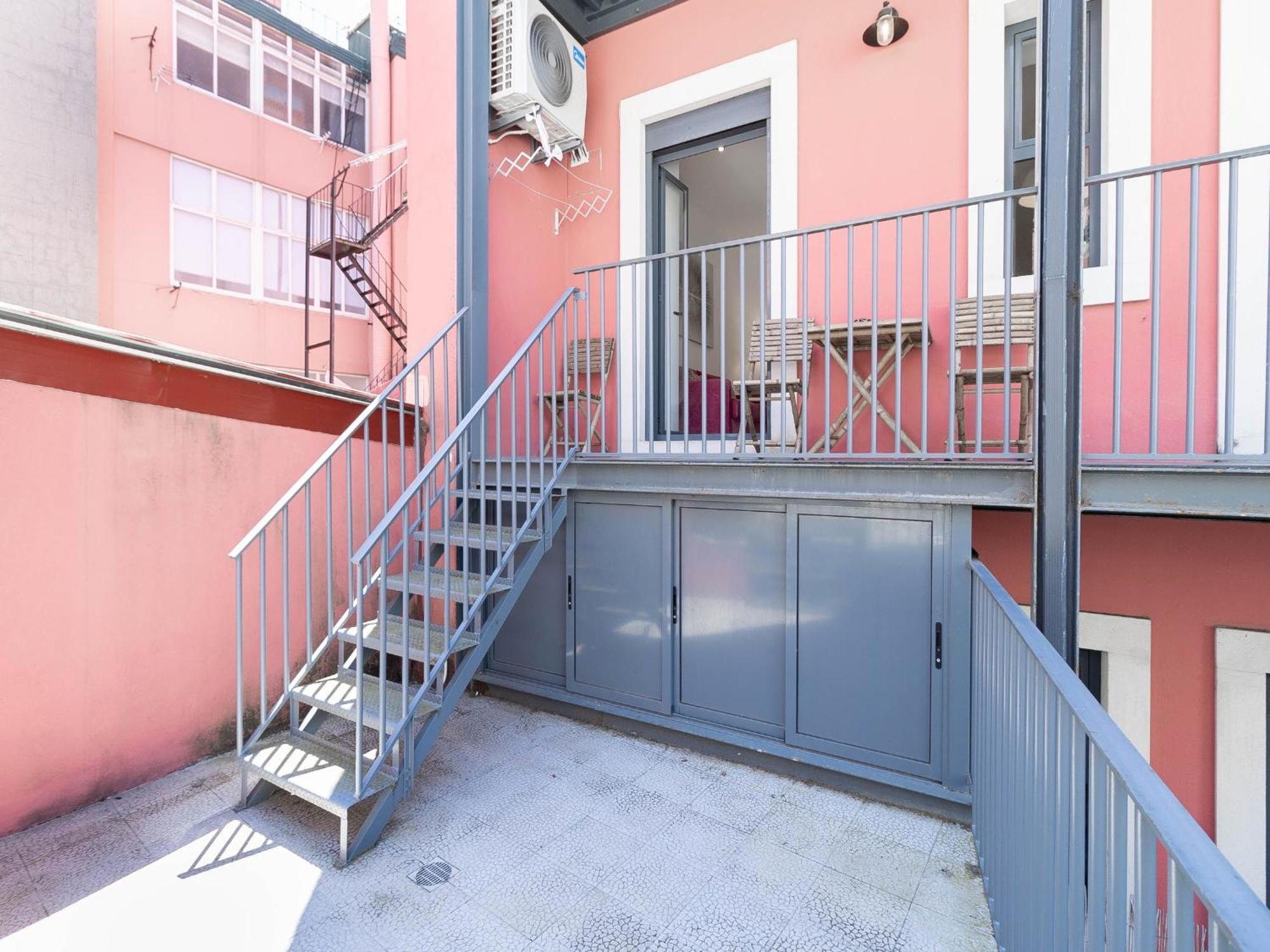 Akicity Alameda Rust Lisboa Ngoại thất bức ảnh